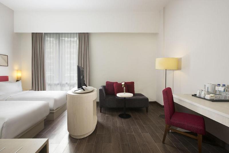 Howard Johnson By Wyndham Pekalongan Exterior foto